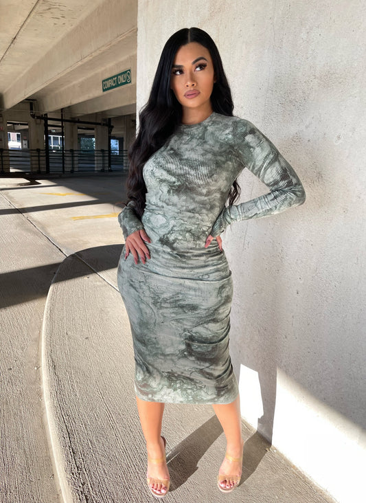 a lady wearing LONG SLEEVE MIDI DRESS